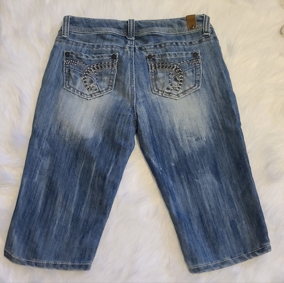 YMI Juniors Blue Jean Shorts Size 1 Great Used Condition - Picture 2 of 5